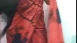 செக் நாட்டுப் பெண் ஒரு பையனுடன் எங்களைப் புணர்வதற்காக செக்ஸ் ஆண்ட்டி தெலுங்கு மசாஜ் செய்யச் செல்கிறாள்