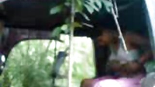 ஒரு அழகான குழந்தை மாறி மாறி இரண்டு தெலுங்கு ஆபாச செக்ஸ் வீடியோக்கள் அழகிகளை குடுக்கிறது